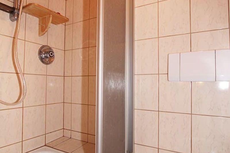 Ferienwohnung mit Bad und WC im Schmiederer Hof Zahmen Kaiser